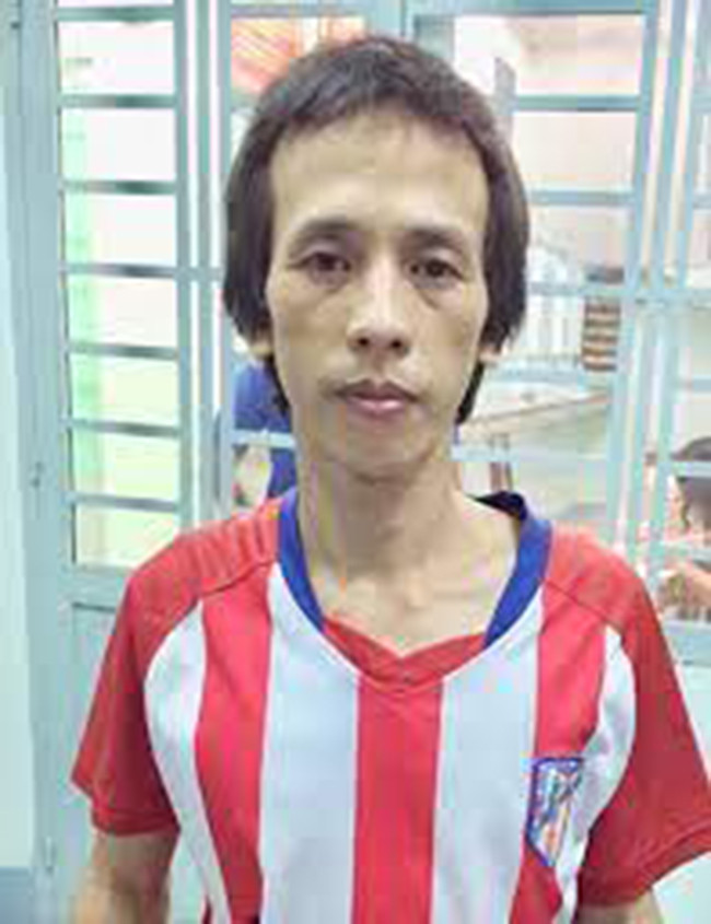 Từ công tác khám nghiệm hiện trường, tử thi, điều tra ban đầu tại hiện trường, Ban chuyên án điều tra vụ án nhận định, đây là vụ án giết người do mâu thuẫn cá nhân hoặc tình ái. Từ đó, Ban chuyên án tiến hành rà soát các mối quan hệ của bị hại, các đối tượng quản lý nghiệp vụ về hình sự, ma túy khu vực xung quanh hiện trường. Qua đó, nổi lên 2 đối tượng cư ngụ gần hiện trường có dấu hiệu khả nghi nhất gồm 2 đối tượng trong đó có Trần Trọng Luận (SN 1985).