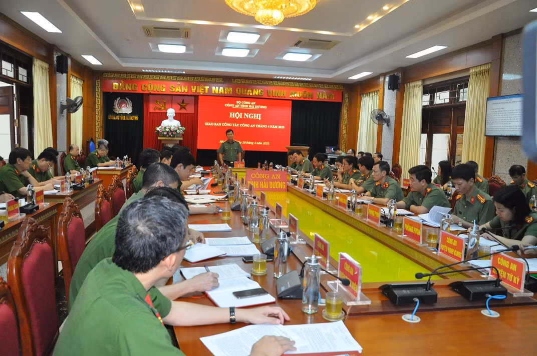 Hai Duong: Khoi to 10 vu, 28 bi can tham nhung, chuc vu, kinh te