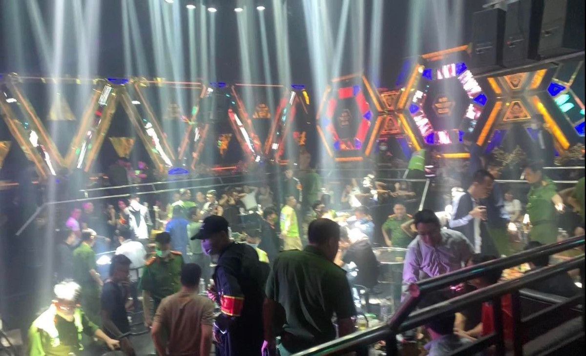 Hai Duong: Kiem tra bar H88-Club, phat hien 25 doi tuong duong tinh ma tuy