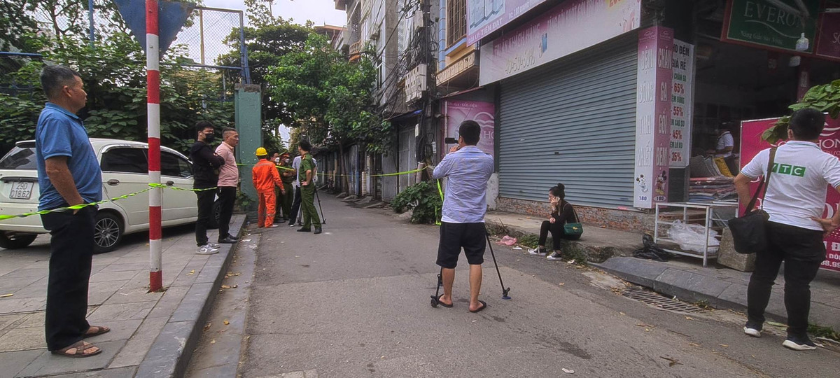 Sáng 13/5, ngay sau khi nhận được thông tin, Chủ tịch UBND thành phố Hà Nội đã chỉ đạo Công an thành phố tập trung chữa cháy, cứu hộ, cứu nạn; điều tra làm rõ nguyên nhân vụ cháy. Chủ tịch UBND thành phố Hà Nội Trần Sỹ Thanh chỉ đạo Sở Lao động - Thương binh và Xã hội, UBND quận Hà Đông khẩn trương thăm hỏi gia đình các nạn nhân, tổ chức khắc phục hậu quả, ổn định tinh thần đời sống nhân dân trong khu vực. 
