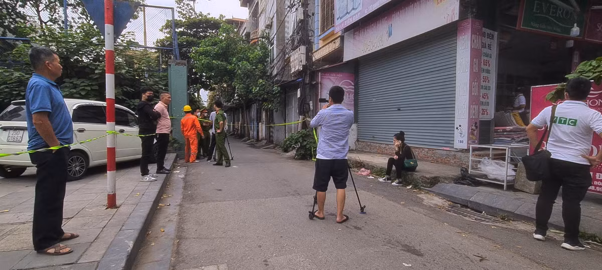 Sáng 13/5, ngay sau khi nhận được thông tin, Chủ tịch UBND thành phố Hà Nội đã chỉ đạo Công an thành phố tập trung chữa cháy, cứu hộ, cứu nạn; điều tra làm rõ nguyên nhân vụ cháy. Chủ tịch UBND thành phố Hà Nội Trần Sỹ Thanh chỉ đạo Sở Lao động - Thương binh và Xã hội, UBND quận Hà Đông khẩn trương thăm hỏi gia đình các nạn nhân, tổ chức khắc phục hậu quả, ổn định tinh thần đời sống nhân dân trong khu vực. 