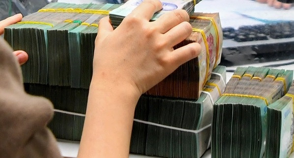 So tiền lương nhân viên bất động sản và bảo hiểm, ai giàu hơn? So tien luong nhan vien bat dong san va bao hiem, ai giau hon?