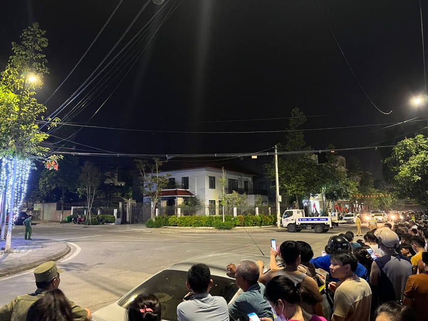 Hiện nay, Cơ quan cảnh sát điều tra Công an tỉnh Lào Cai đang phối hợp với Viện Kiểm sát nhân dân tỉnh Lào Cai tiến hành điều tra hành vi của các bị can theo quy định của pháp luật. 