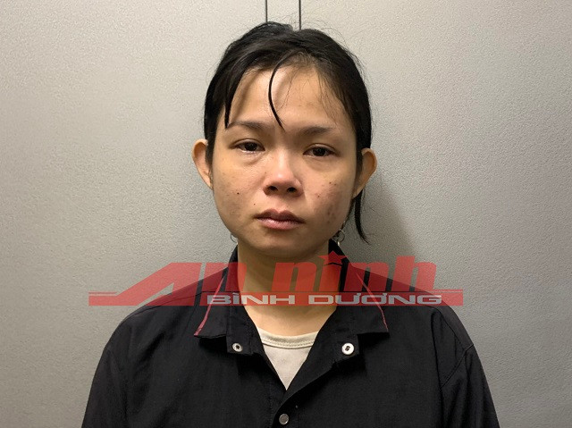 Sử dụng ma túy đá, nữ nhân viên quán karaoke đánh chết con 1 tuổi Su dung ma tuy da, nu nhan vien quan karaoke danh chet con 1 tuoi