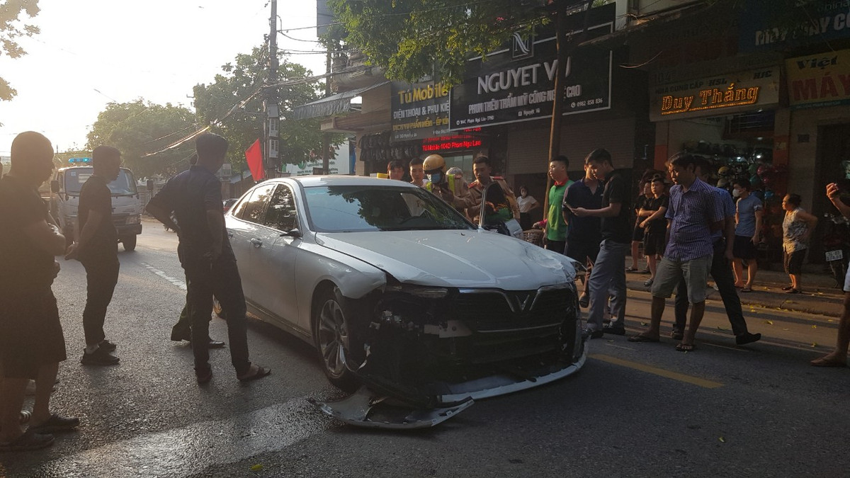 Sau vụ tai nạn, Công an TP Hải Dương đã làm việc với đối tượng Vũ Minh Đức (SN 1997, trú tại số 20 A đường Thanh Niên, phường Quang Trung, TP Hải Dương). 