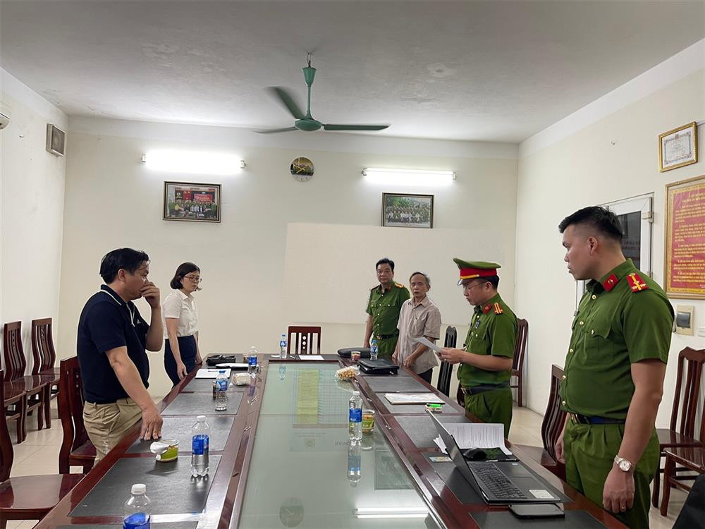 Hải Dương: Bắt 2 đối tượng lừa mua hàng ảo, chiếm đoạt hàng tỷ đồng Hai Duong: Bat 2 doi tuong lua mua hang ao, chiem doat hang ty dong