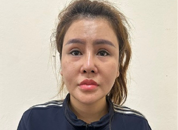 Khoi to ba trum vu 25 nguoi su dung trai phep ma tuy bar H88