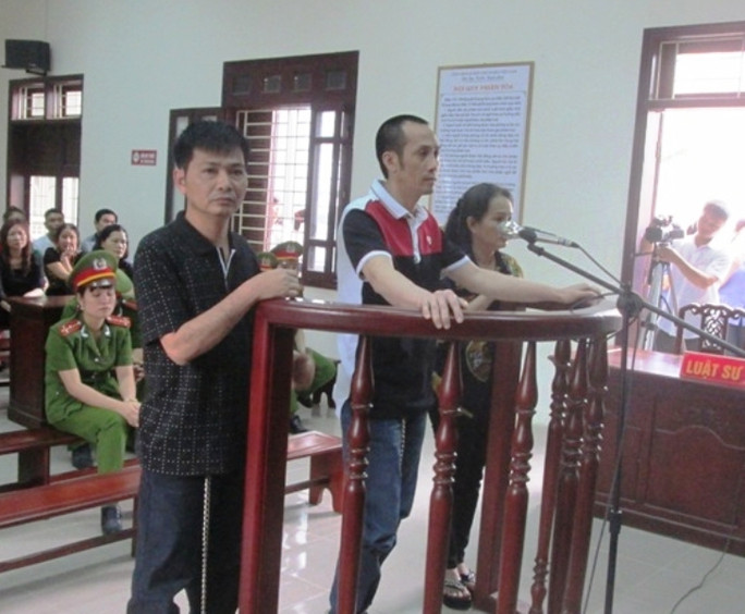 Năm 2014, Tuấn “thần đèn” và vợ chồng chị gái của y bị đưa ra xét xử về tội “Gây tổn hại sức khỏe cho người khác” và tội “Cho vay nặng lãi". TAND tỉnh Thanh Hóa tuyên phạt bị cáo Tuấn 5 năm tù giam về tội “Gây tổn hại sức khỏe cho người khác”. Sau khi chấp hành án phạt, Tuấn "thần đèn” ra tù và sinh sống tại phường Lam Sơn, TP Thanh Hóa.