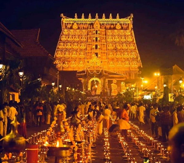 Nhiều người cũng đã tự nguyện bảo vệ đền thờ để kho báu của nó không bao giờ bị mở ra và cướp mất, đảm bảo tính linh thiêng và giá trị của ngôi đền vẫn nguyên vẹn.