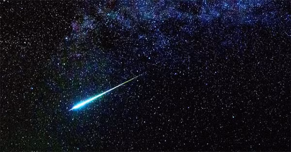 Bụi trong bầu khí quyển sẽ bay lên khiến cho việc tiếp nhận ánh sáng ở Trái đất bị ảnh hưởng. Trong một thời gian dài, thảm thực vật của Trái đất sẽ bị giảm đi đáng kể.