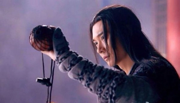 Độc Cô Cầu Bại là nhân vật huyền thoại dù không trực tiếp xuất hiện nhưng lại được nhắc lại nhiều nhất qua các bộ tiểu thuyết khác nhau của Kim Dung như Thần điêu đại hiệp, Tiếu Ngạo giang hồ và Lộc đỉnh ký.