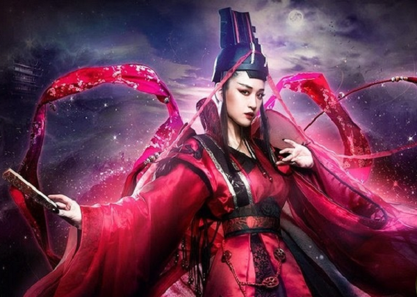 Trong thiên hạ, chẳng có một anh tài nào vượt qua Quỳ hoa bảo điển của Đông Phương Bất Bại.