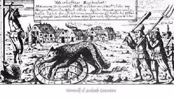 Nhiều năm liền, những người thợ săn đó đều đi tìm kiếm một con sói lớn nhưng không ai có thể bắt được. Có lúc, người ta thấy con quái vật đến gần thu hút họ, nhưng rồi lại chạy mất mà không dính phát đạn nào. Cho đến khi, trong một cuộc đi săn, người lính trẻ đi qua ngôi làng và thấy một nhóm người vừa chạy vừa la hét ra khỏi căn nhà.