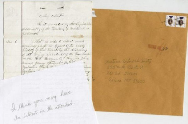 Tập tài liệu trên hoàn toàn không có chữ kí hay họ tên người gửi, mà chỉ kèm theo lời giải thích và những thông tin về một nhiệm vụ vào tháng 3/1971 tại vùng biển gần Bắc Cực của tàu ngầm của Hải quân Mỹ USS Trepang, số hiệu SSN 674.