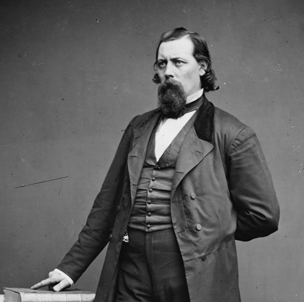 Ward Hill Lamon là một người bạn thân đồng thời là vệ sĩ của Tổng thống Mỹ thứ 16 Abraham Lincoln. Trong hồi ký của ông có viết vài ngày trước khi Tổng thống bị ám sát, ông đã mơ thấy Tổng thống đang ở trên một chiếc thuyền lênh đênh trên sông. Không chỉ vậy, ông còn nhìn thấy rõ xác của ngài Tổng thống trên tàu.