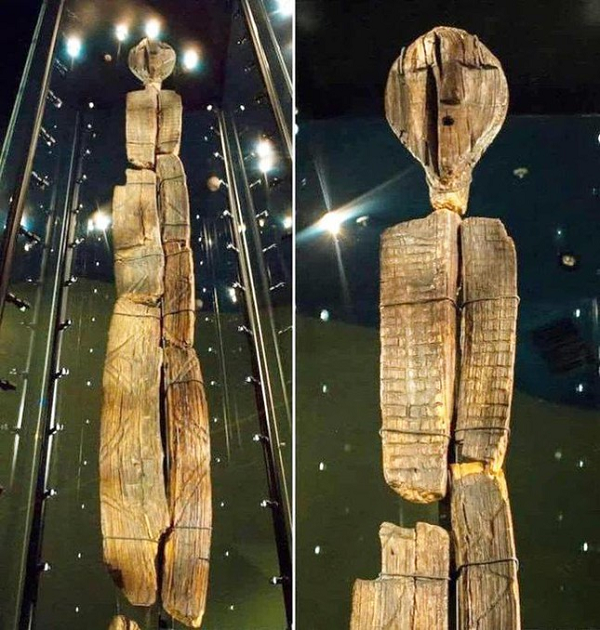 Một số người tin rằng bức tượng là một bản đồ thời cổ đại. Đây cũng là cách để người xưa truyền lại nhận thức sơ khai về nguồn gốc con người và thế giới cho thế hệ sau. Những đường thẳng, đường lượn sóng, và mũi tên chỉ ra cách để đến một địa điểm và số lượng ngày của cuộc hành trình.