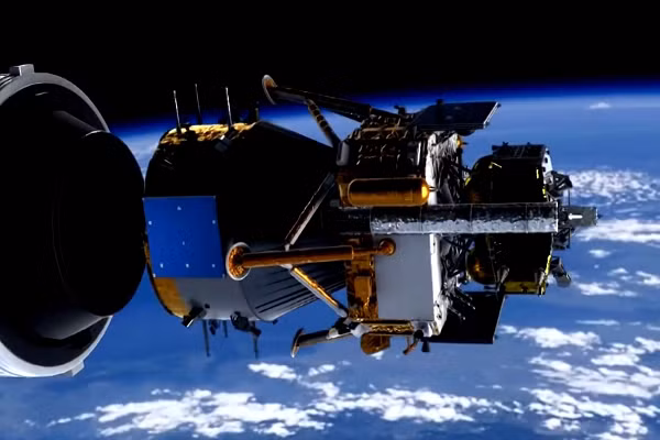 Nửa không nhìn thấy được của Mặt trăng (đôi khi được biết đến với cái tên Mặt tối của Mặt trăng) là bán cầu của Mặt trăng luôn quay lưng lại Trái Đất. Địa hình của nửa này khá gồ ghề với vô số miệng núi lửa tác động và tương đối ít hố bằng phẳng.