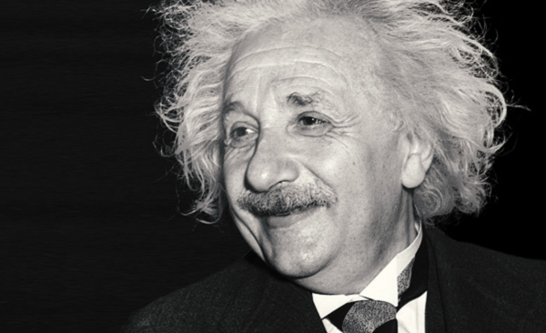 Nhưng ảnh hưởng của ông đã đi vượt xa lý thuyết đó. Lý thuyết của Einstein cũng đã thay đổi suy nghĩ về cách các hành tinh xoay quanh mặt trời. Vì những đóng góp khoa học của mình, Einstein cũng giành được giải thưởng Nobel 1921 trong vật lý.