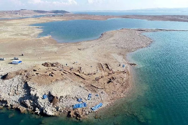 Theo nhà khảo cổ Hasan Qasim, Chủ tịch Tổ chức Khảo cổ học Kurdistan, thành viên nhóm nghiên cứu, địa điểm này là một trung tâm quan trọng của Đế chế Mittani.