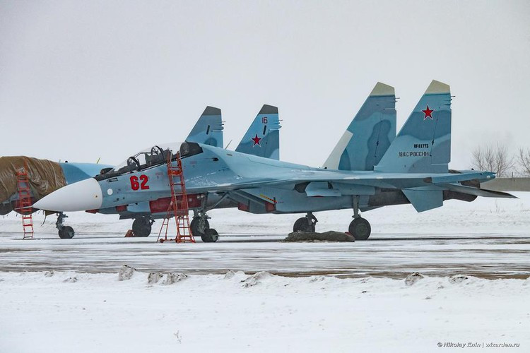 Bên cạnh Su-57, không loại trừ khả năng các loại máy bay chẳng kém phần đình đám khác như oanh tạc cơ Tu-160M2, Tu-22M3M... hay vận tải cơ Il-476 cũng tiếp tục chậm tiến độ.