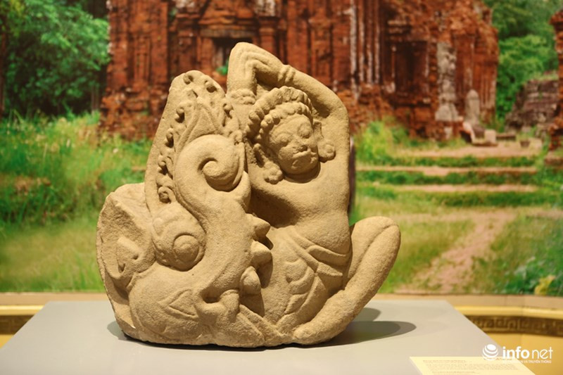 Trải qua hơn một thế kỷ hình thành và phát triển, khảo cổ học Việt Nam đã đạt được những thành tựu to lớn, từ những phát hiện nhỏ lẻ về các nền văn hóa sơ kỳ đá mới như Hòa Bình, Bắc Sơn… và bước đầu nghiên cứu các nền văn hóa thời kim khí như Đông Sơn, Sa Huỳnh, Óc Eo của các học giả phương Tây.