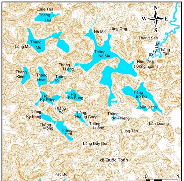 Hệ thống hồ Thang Hen, với 36 hồ trên núi.