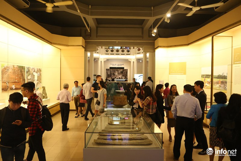 “Báu vật khảo cổ học Việt Nam" được trưng bày từ ngày 12/4 và kéo dài đến tháng 7/2018 tại Bảo tàng Lịch sử quốc gia.