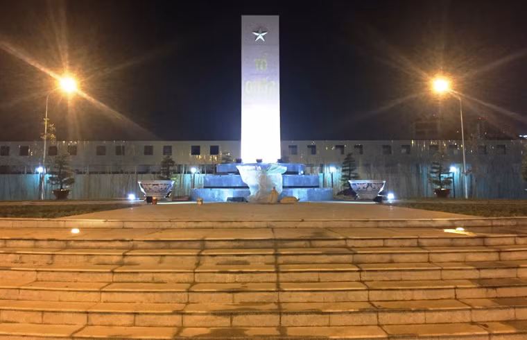 Dịp kỷ niệm 40 năm Giải phóng Sài Gòn 30/4/2015 vừa qua, TP HCM đã xây dựng Công viên, bia tưởng niệm các liệt sĩ chiến đấu bảo vệ cầu Rạch Chiếc với ý nghĩa lịch sử, chính trị, giáo dục và tính nhân văn truyền thống thể hiện đạo lý uống nước nhớ nguồn của dân tộc.