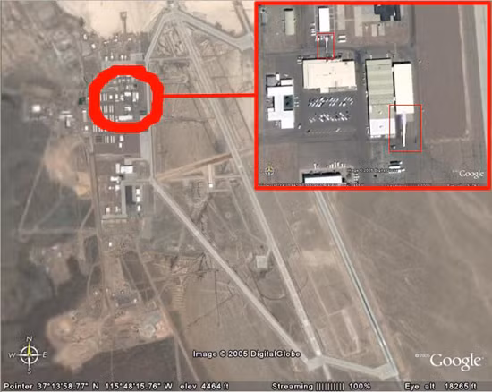 Mọi hoạt động tiếp cận Vùng 51 từ bên ngoài đều bị phát hiện từ sớm và nhanh chóng bị khống chế.