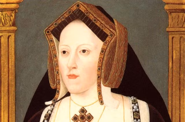 Vào thời đấy, luật pháp của Thiên Chúa giáo không cho phép một người đàn ông được lấy hai vợ cũng như chưa có khái niệm ly hôn. Tuy nhiên, vì tình yêu cuồng si dành cho người yêu nhỏ bé, vua Henry VIII quyết định ly khai nhà thờ Anh ra khỏi Tòa Thánh La Mã.