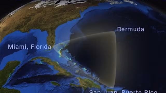 Một số người khác đưa ra giả thuyết chiến hạm này chở hàng hóa quá nặng so với trọng tải nên đã gặp sự cố thảm khốc và chìm xuống biển. Tất cả đều chỉ là giả thuyết không có chứng cứ xác thực. Do vậy, vụ mất tích chiến hạm USS Cyclops cho đến nay vẫn chưa có lời giải.