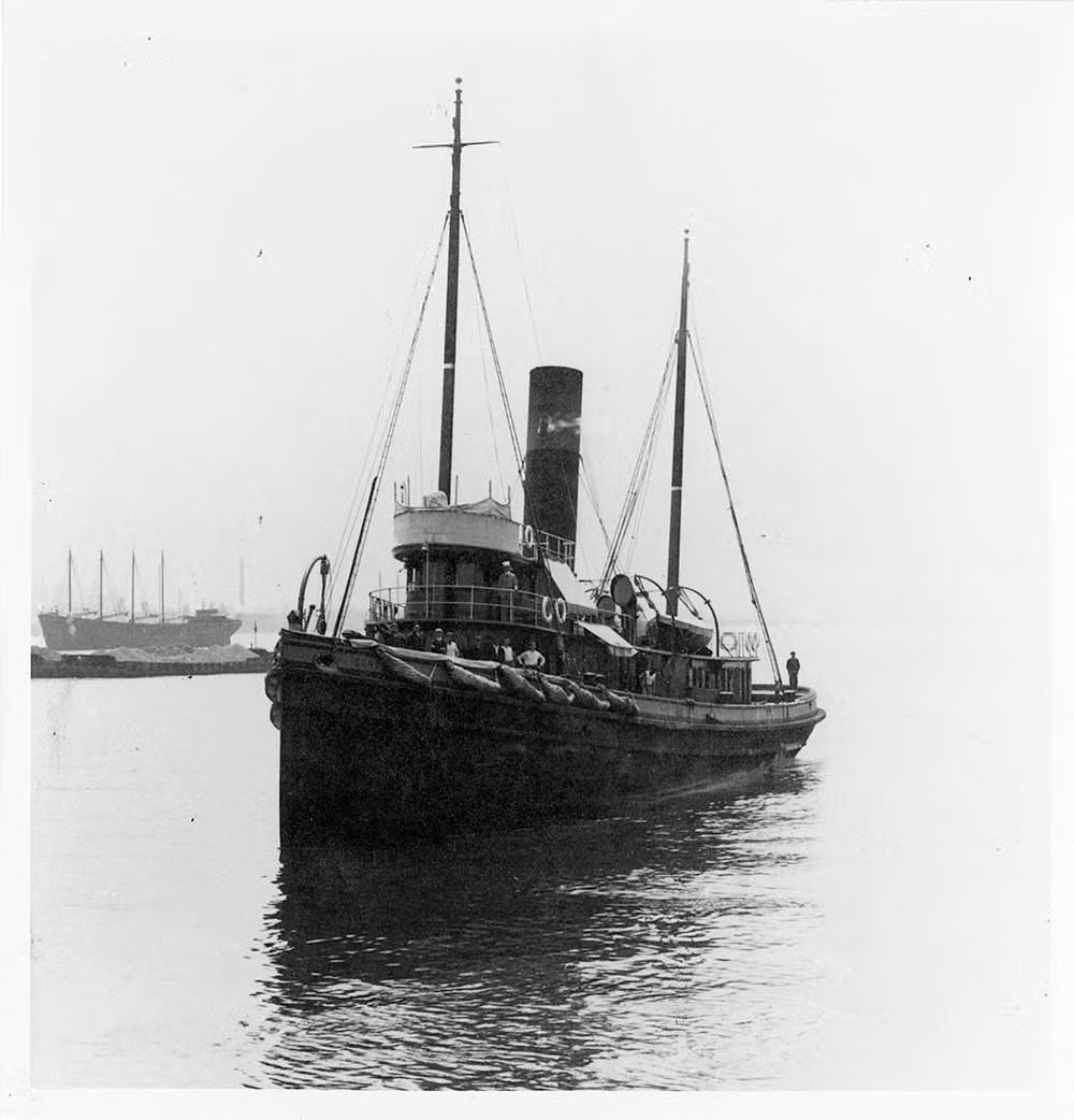 Vào ngày 25/3/1921, tàu USS Conestoga của Hải quân Mỹ chở theo 56 thủy thủ và sĩ quan, rời San Francisco. Theo dự kiến, con tàu sẽ đến Hawaii rồi tới American Samoa.