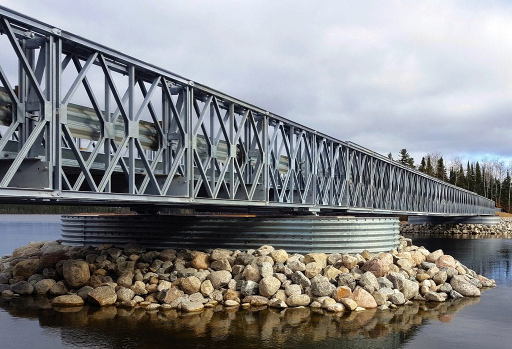 Biet gi ve cau dan Bailey chuan bi duoc lap o song To Lich?