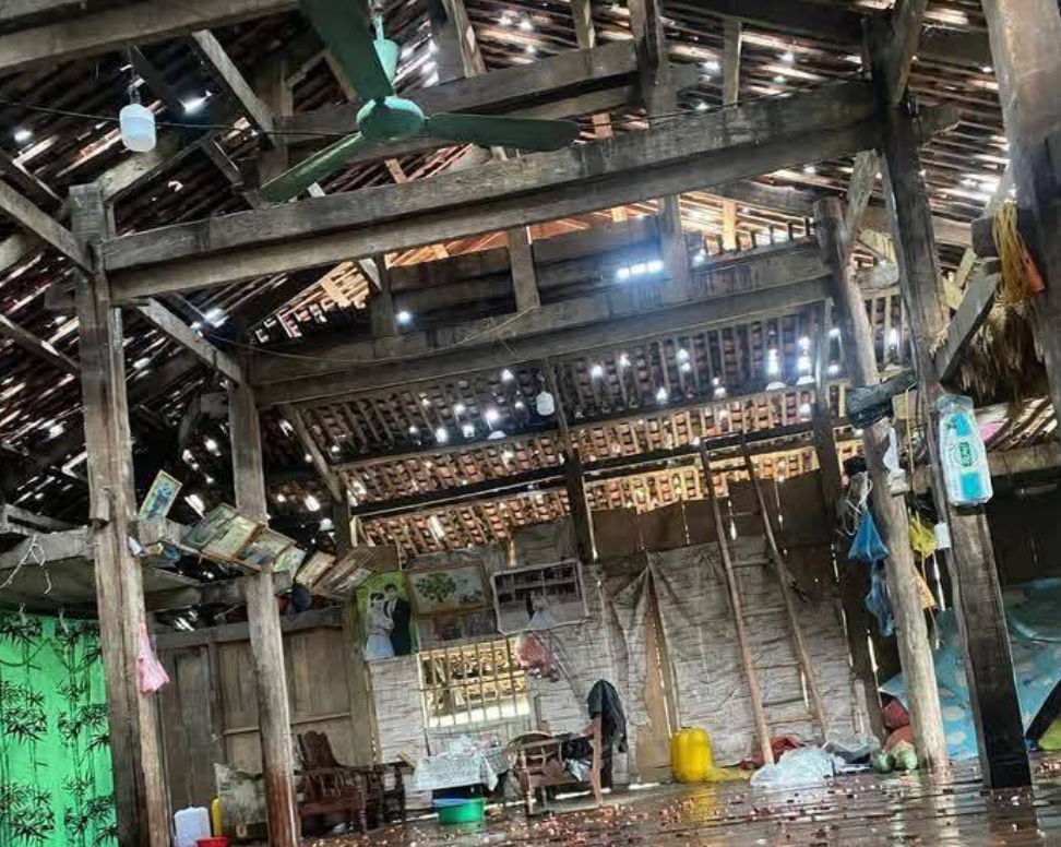 Mưa đá to bằng quả trứng gà rơi dày đặc ở Hà Giang - Hình 2 Mua da to bang qua trung ga roi day dac o Ha Giang-Hinh-2