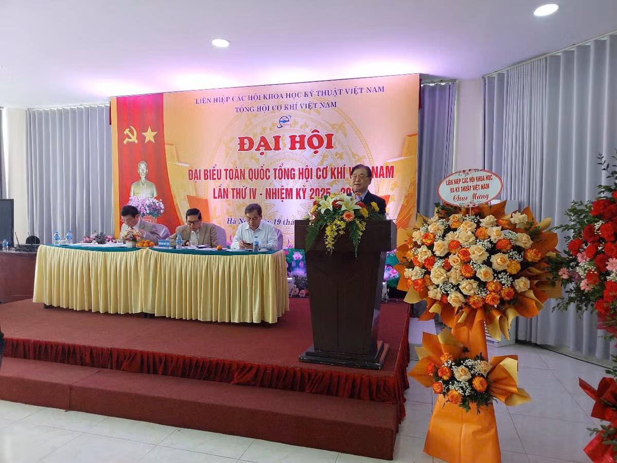 TSKH Phan Xuan Dung: Doi ngu tri thuc KHCN nhan nhiem vu rat nang ne