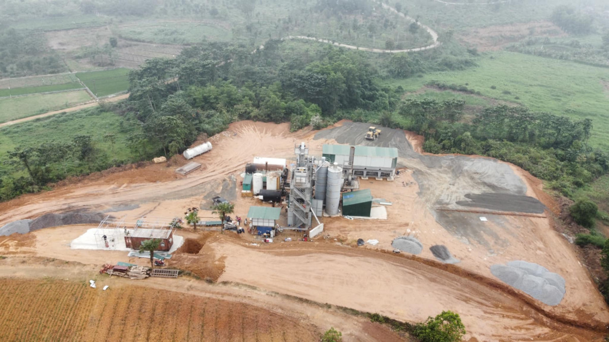 Ha Noi: Tam dung tram tron be tong xay tren dat nong nghiep