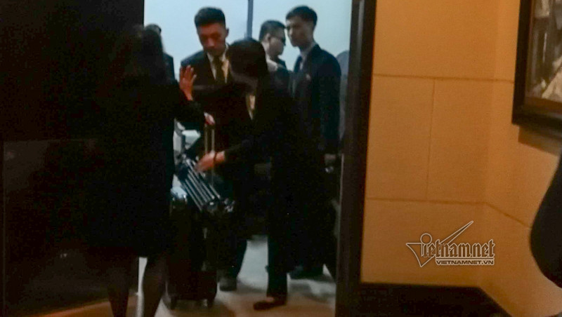 Doan tien tram Trieu Tien ve khach san o Ha Noi-Hinh-10