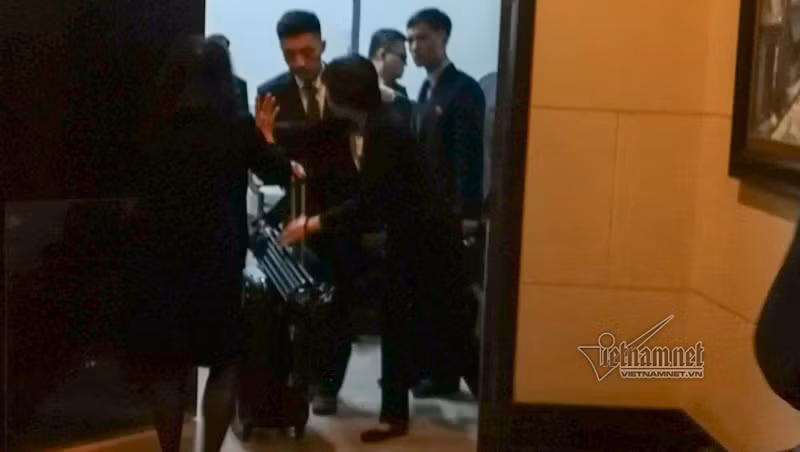 Doan tien tram Trieu Tien ve khach san o Ha Noi-Hinh-10