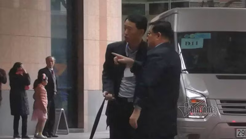 Doan tien tram Trieu Tien ve khach san o Ha Noi-Hinh-4