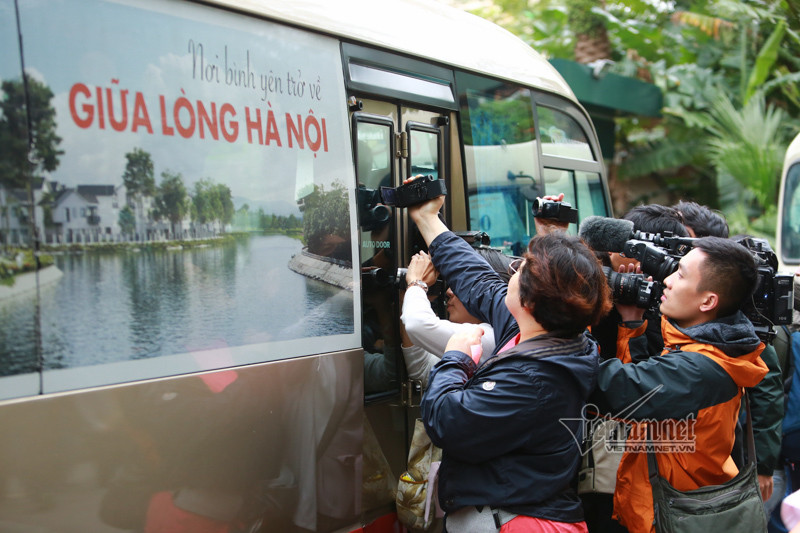 Doan tien tram Trieu Tien ve khach san o Ha Noi-Hinh-6