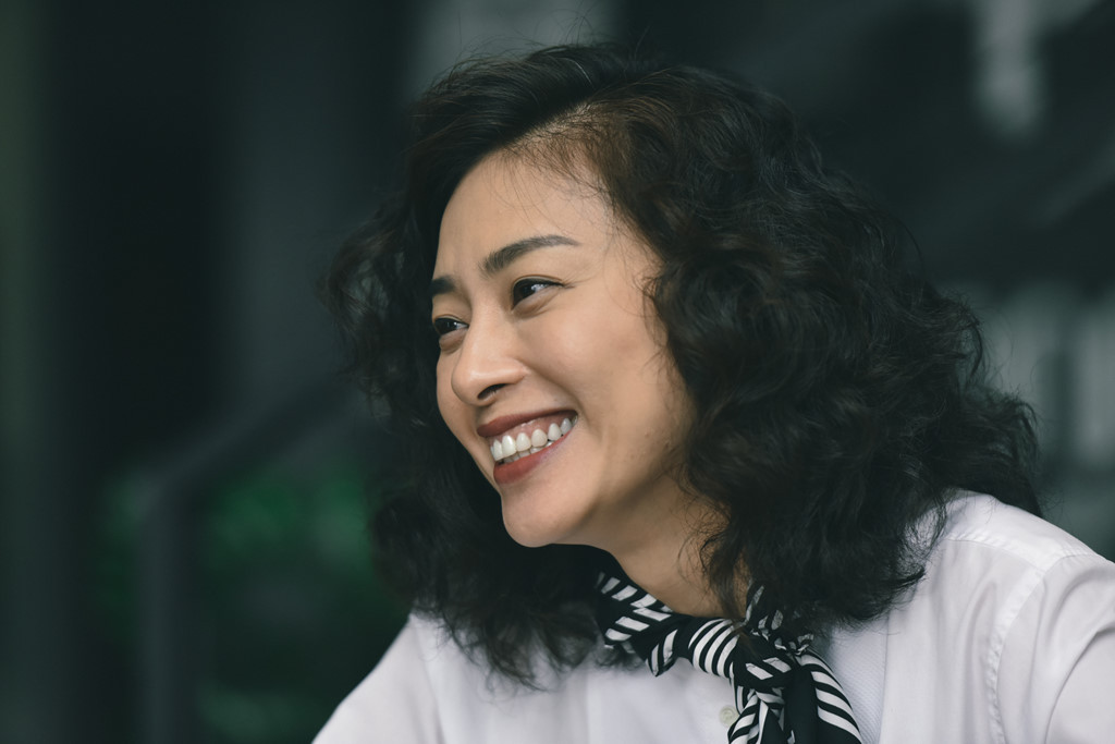 Ngo Thanh Van: 'Dien vien Viet luoi bieng'-Hinh-4