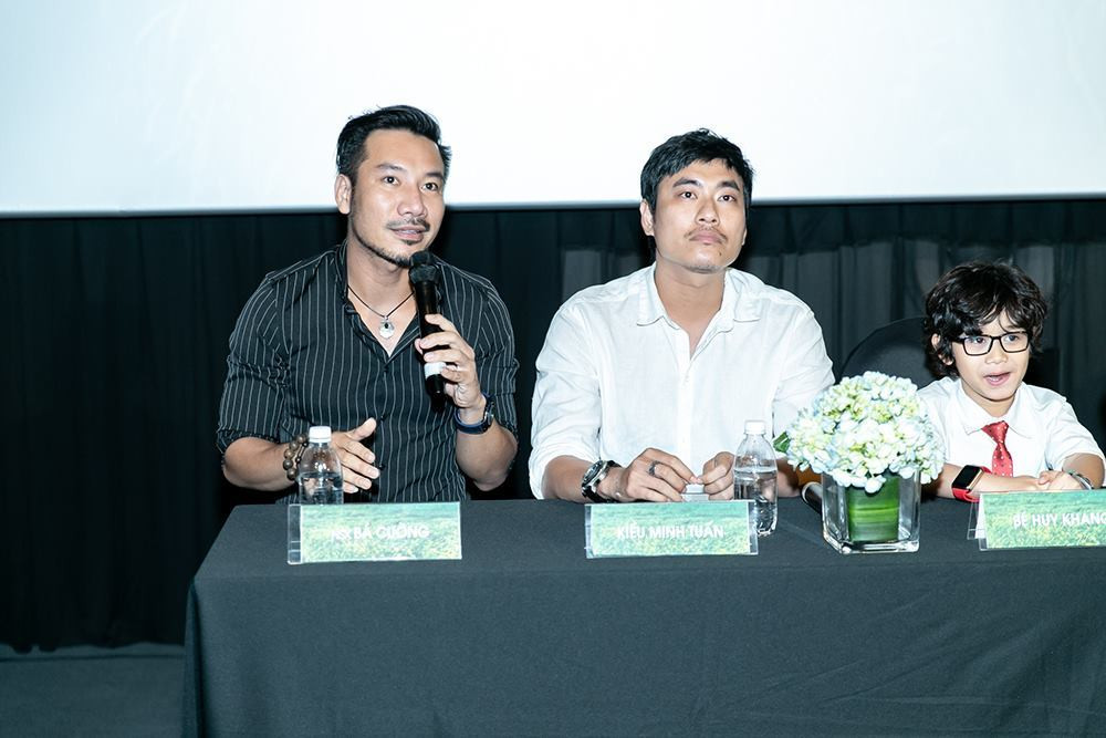 Cat Phuong - Kieu Minh Tuan hanh dong la khi dong phim chung-Hinh-5