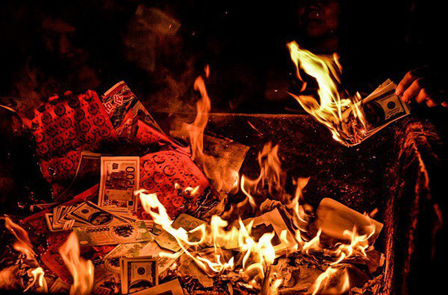 Hai bai van khan hoa vang duoc nhieu nguoi su dung nhat