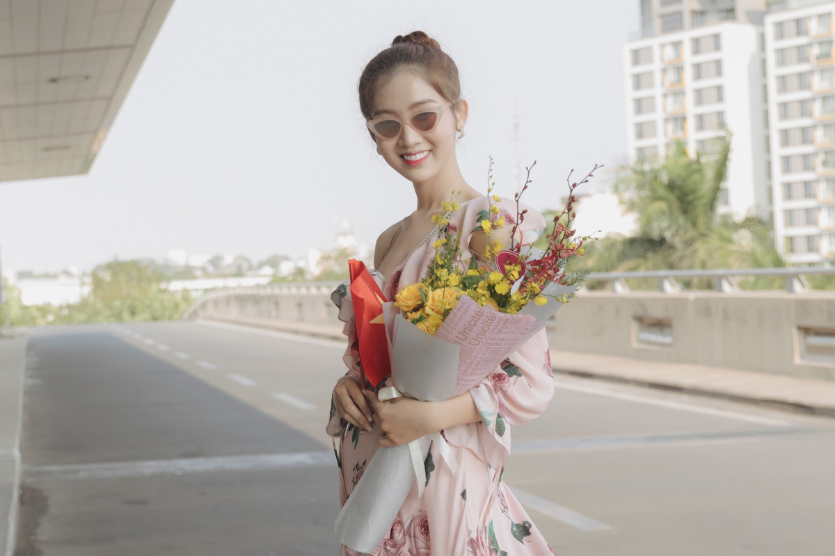 Nhat Ha noi tiep Huong Giang thi Hoa hau chuyen gioi quoc te-Hinh-5