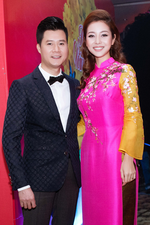 Bat ngo cach doi xu cua chong Jennifer Pham voi con rieng cua vo-Hinh-5