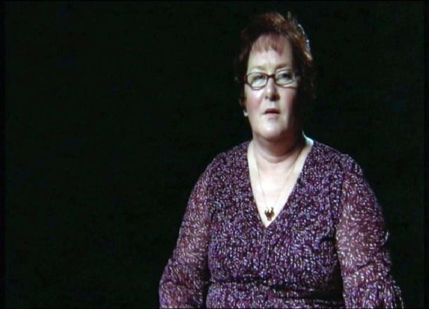 Qua giang xe cap vo chong, thieu nu tu buoc vao dia nguc-Hinh-4