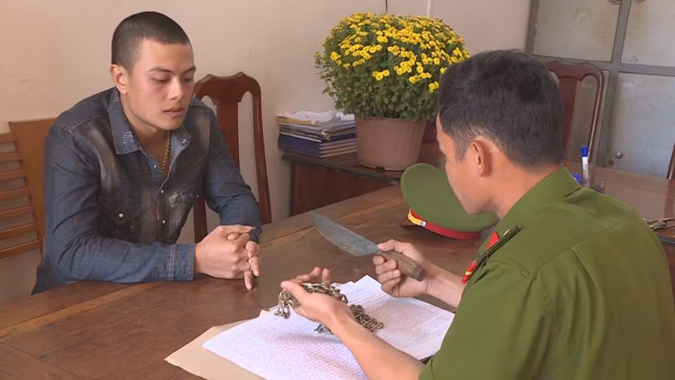 Tam giu ke cho vay cat co, doa chat tay con no