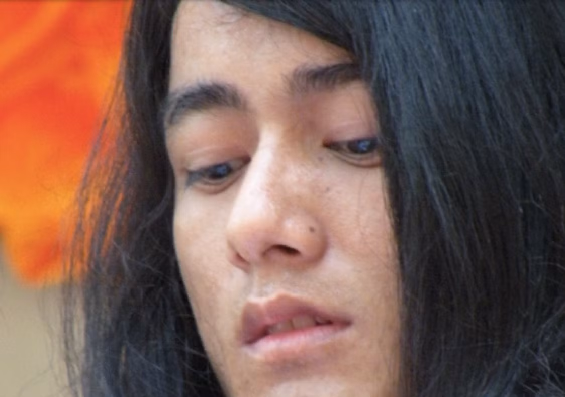 Trong những lần xuất hiện này, Palden Dorje cho biết, anh không phải là một vị Phật, mà là một người đã sẵn sàng tái sinh. Nếu không bị làm phiền, anh sẽ thiền định trong suốt 6 năm liên tiếp. Năm 2010, cuối cùng Palden Dorje cũng xuất hiện trở lại và quyết định thuyết pháp, nhắc nhở con người rằng thế giới đã bị con người hủy hoại một cách nghiêm trọng, những điều xui xẻo sắp xảy ra.