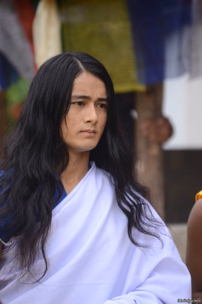 Được biết, sau khoảng nửa năm thiền định không ăn không uống, không vệ sinh, chính phủ Nepal đã biết tin và cửa các đội ngũ chuyên gia, y tế và các nhà nghiên cứu đến để quan sát Palden Dorje. Thời gian đó, nhiều phương tiện truyền thông cũng đổ xô đến nơi Palden Dorje thiền định để đưa tin, ghi hình.