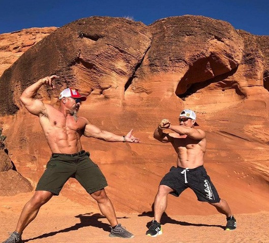 Theo thông tin đăng tải, ông Lý Nhơn di cư sang Mỹ vào năm 1980, khi mới 16 tuổi.